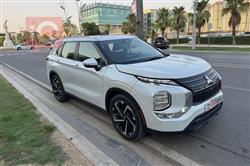 ميتسوبيشي اوتلاندر